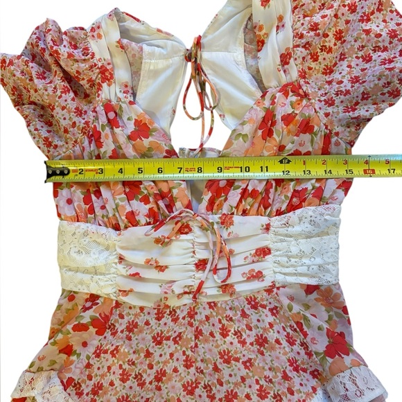 Altar’d State Aderny Patchwork Floral Mini Dress Tiered Short Sleeve Womens XL - Picture 13 of 14